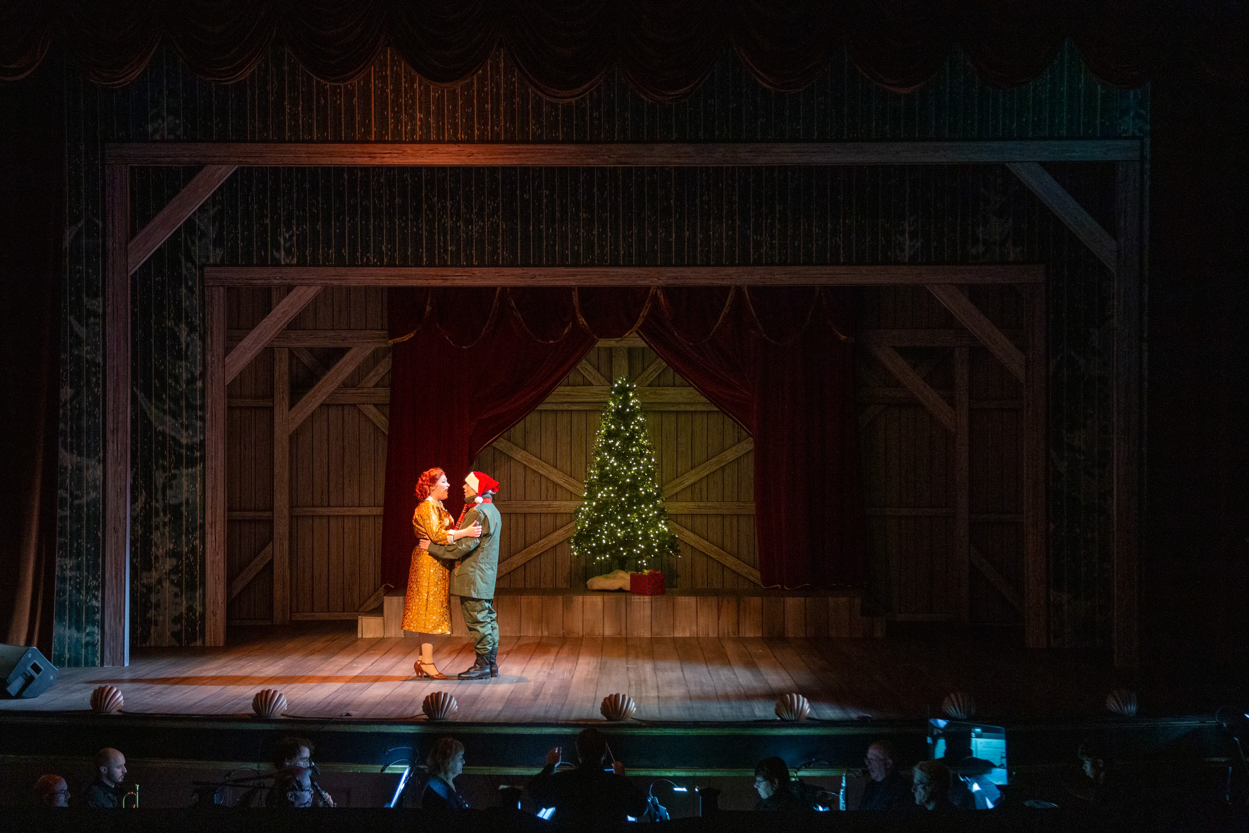 Irving Berlin's White Christmas production photo
